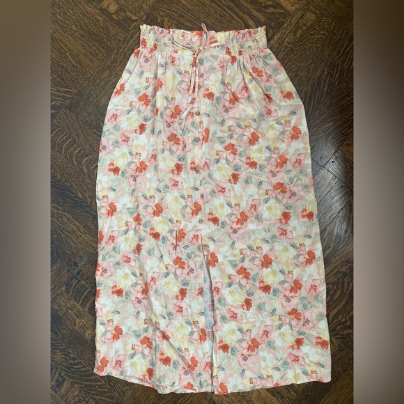 AB Studio Floral Pull-On Split-Front Skirt - Picture 1 of 6